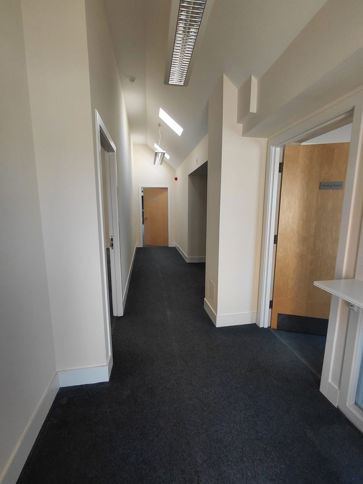 Office Units 6 & 7, West Philpstoun - Image 8